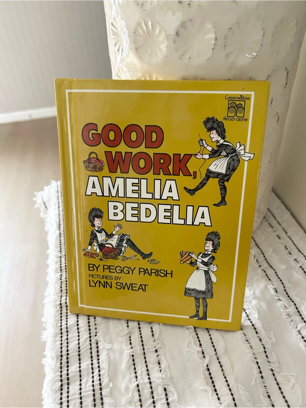 Vintage Good Work, Amelia Bedelia 1976 Hardcover Kids Classic Story Book